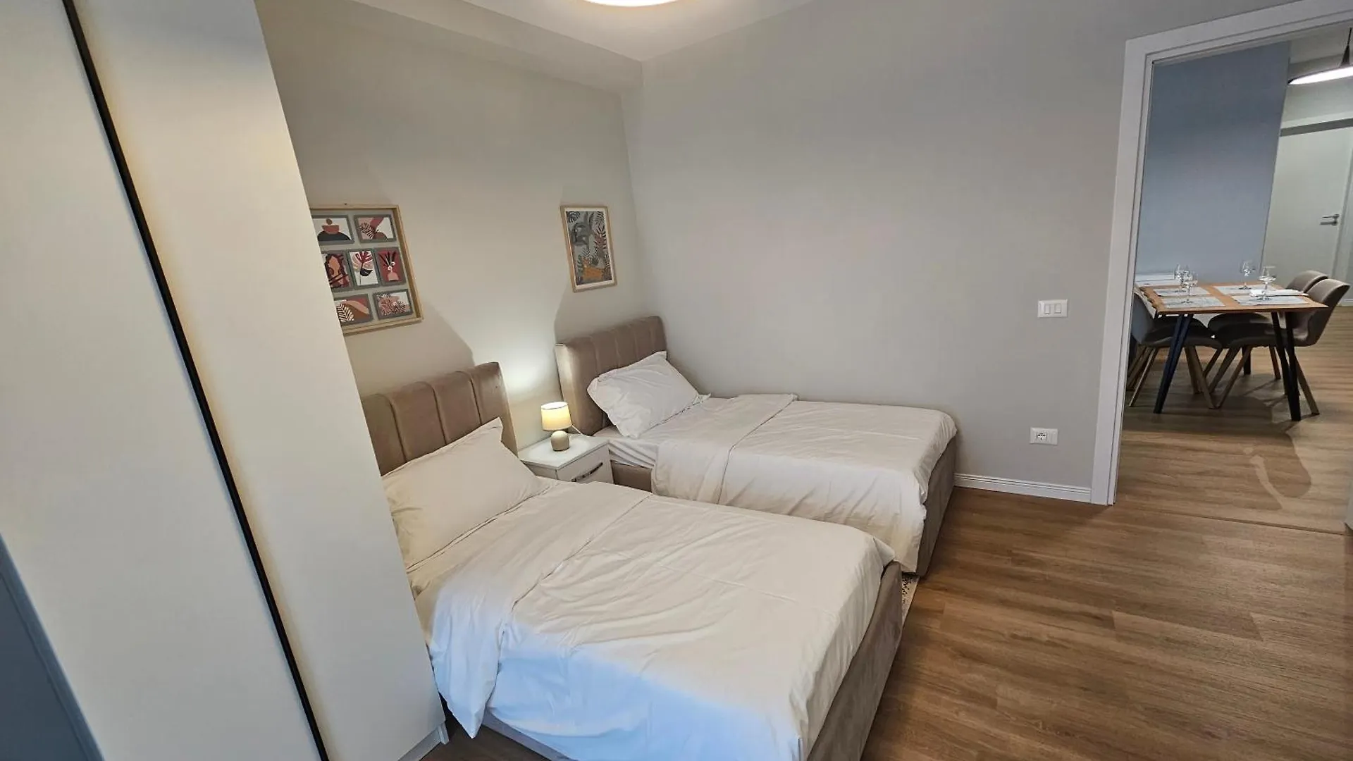 Amara Apartment Tirana 0*,  Albanien