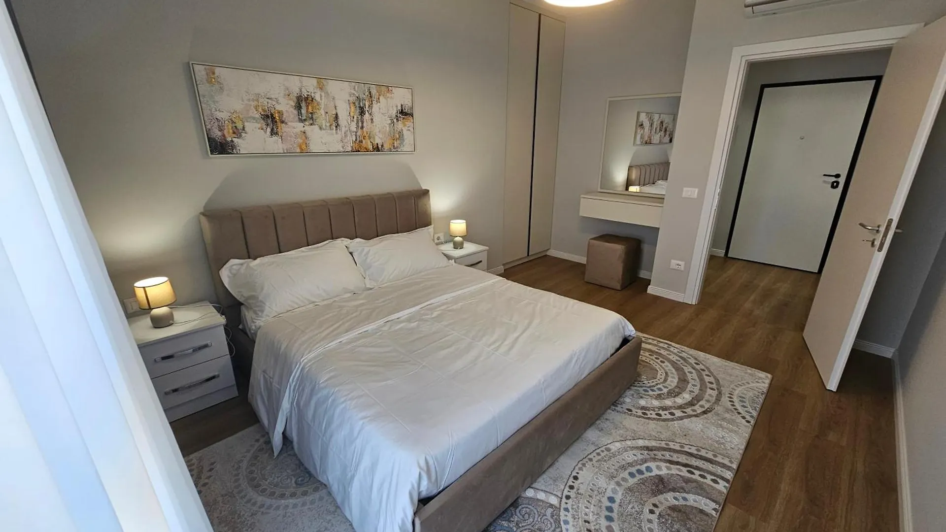 Amara Apartment Tirana 0*,  Albanien